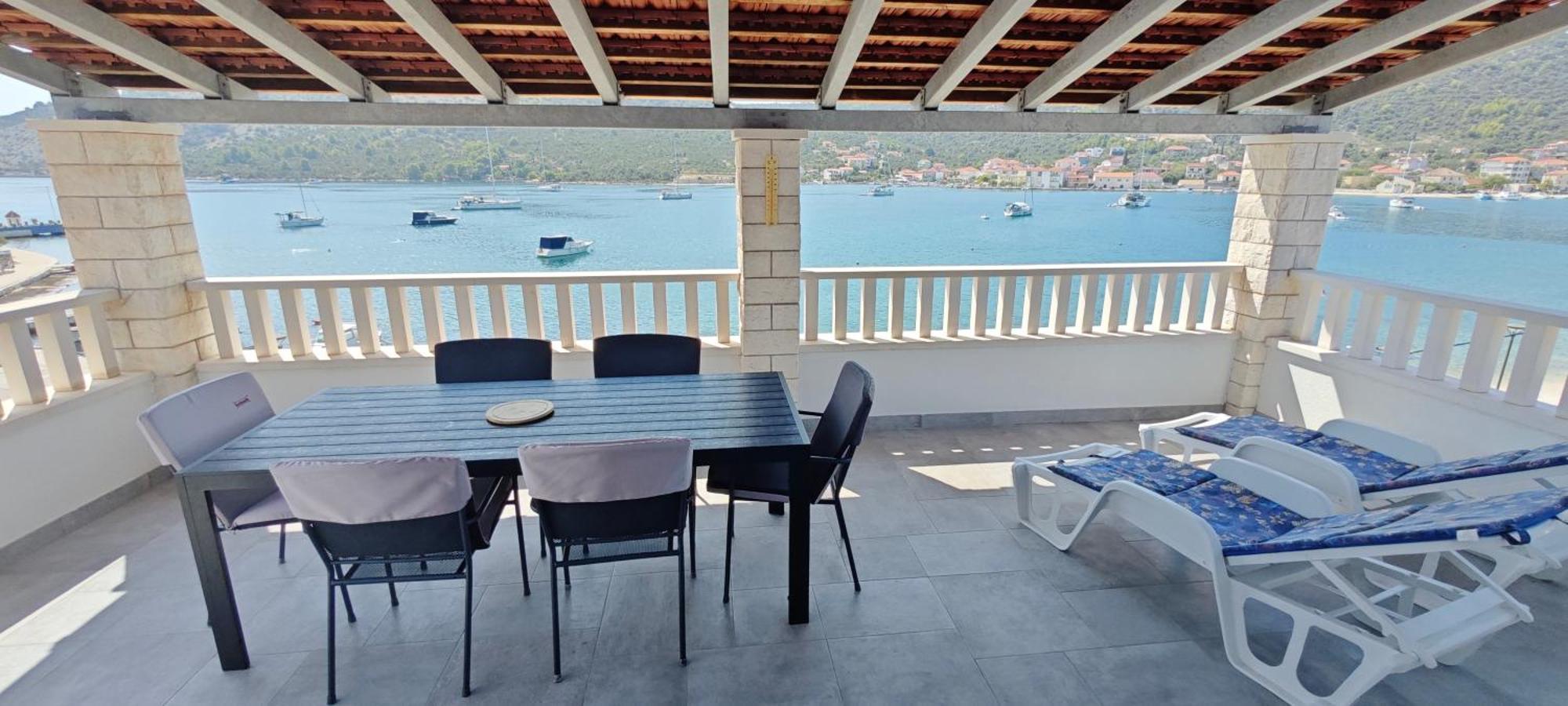 Villa Luce Vinišće Exteriör bild